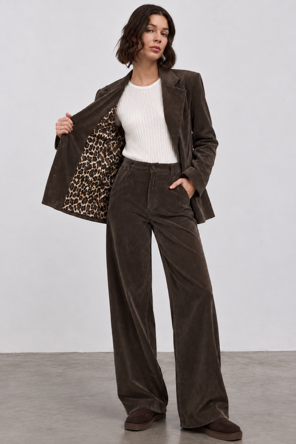 color:BROWN
