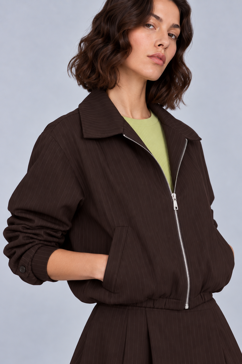 color:CHOCOLATE