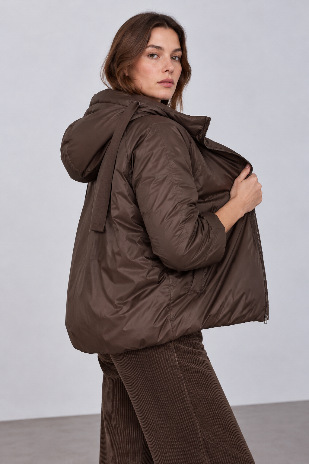 color:BROWN