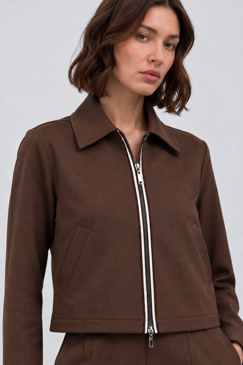 color:CHOCOLATE