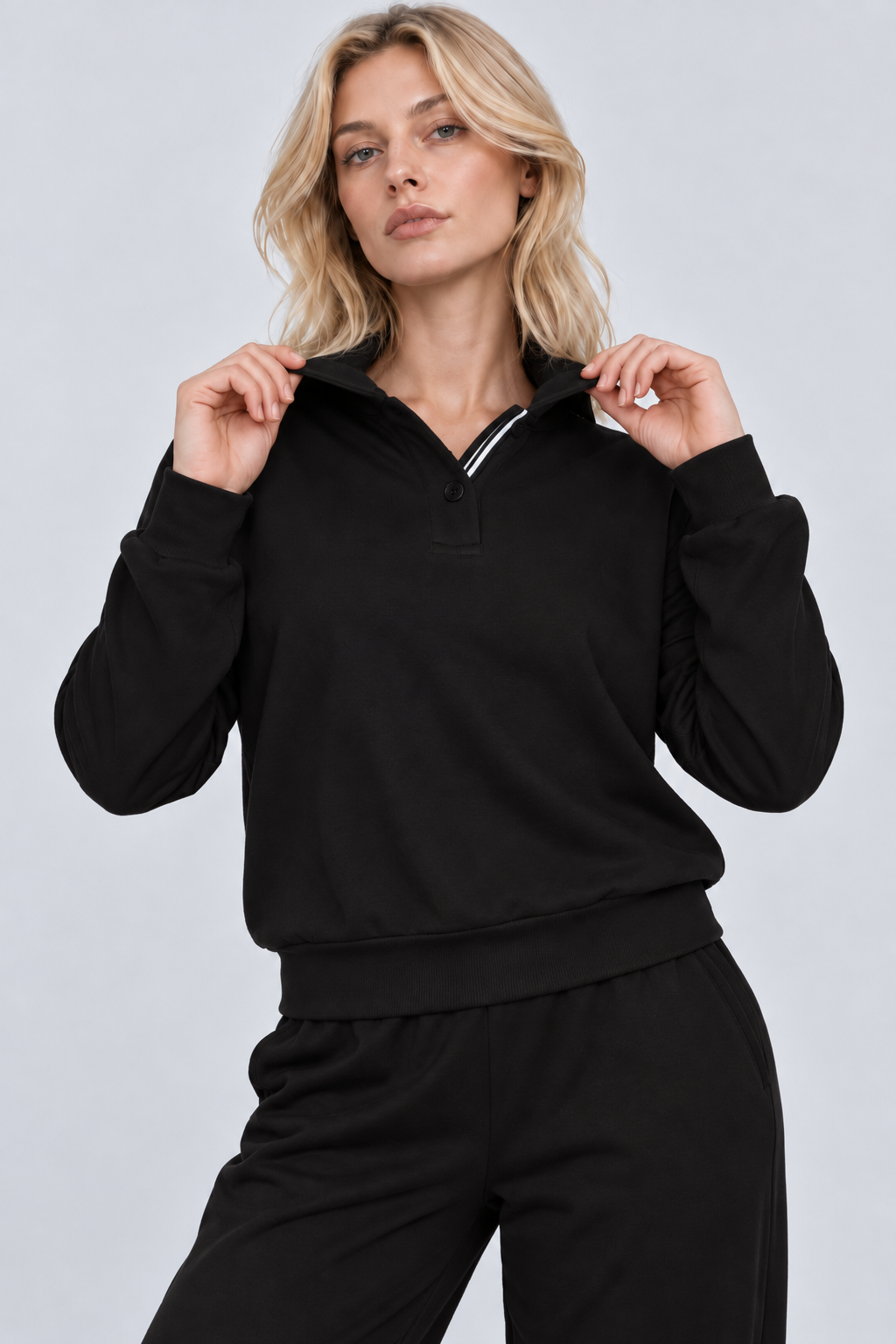 color:BLACK