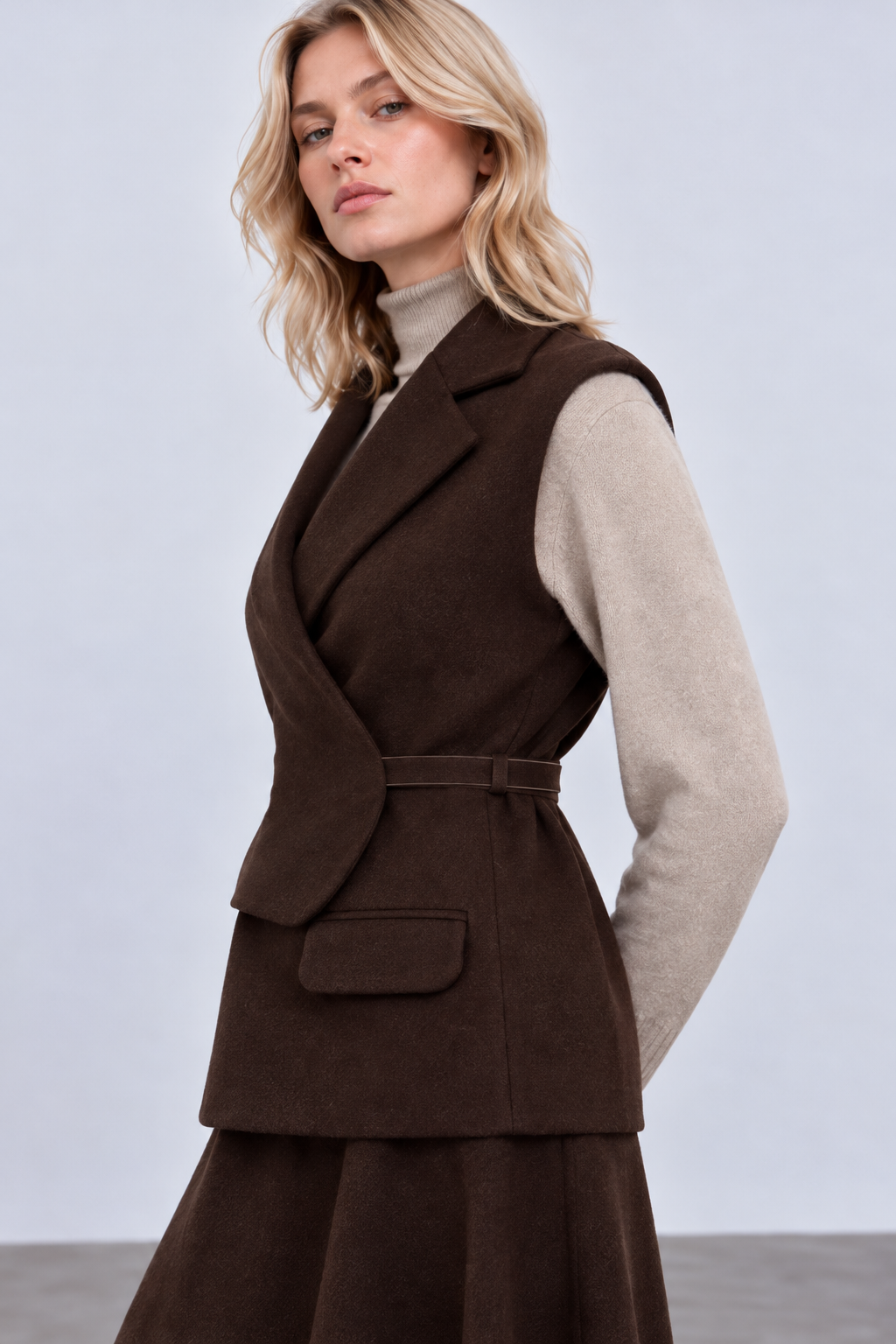 color:BROWN