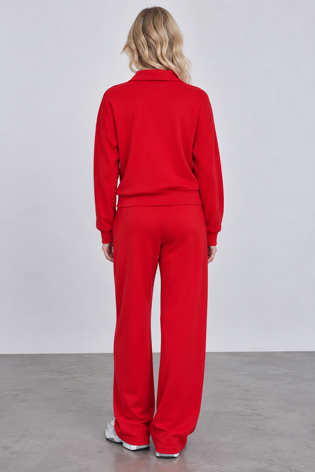 color:RED