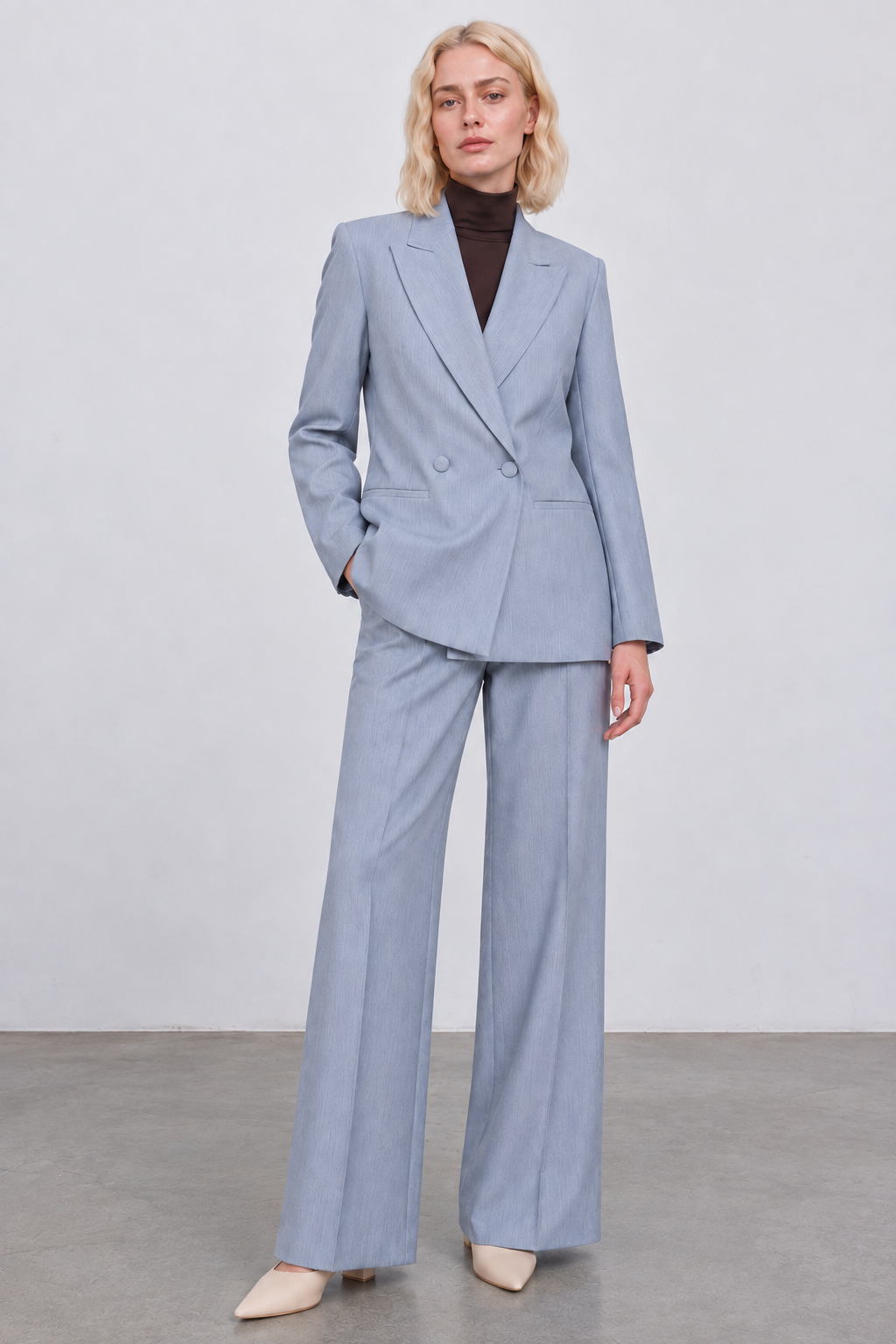 color:ELECTRIC INDIGO