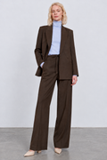 color:BROWN