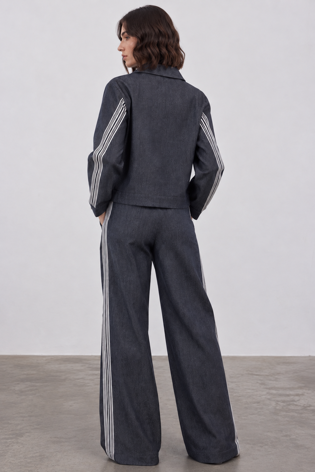 color:DENIM BLUE