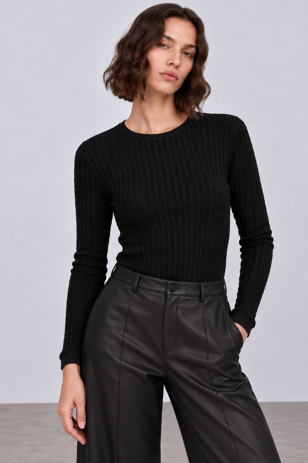 color:BLACK