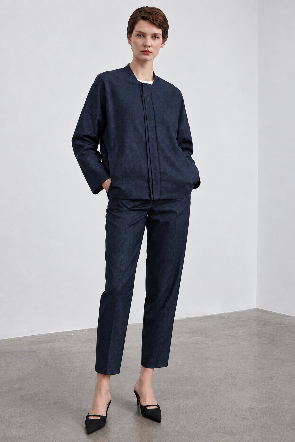 color:NAVY
