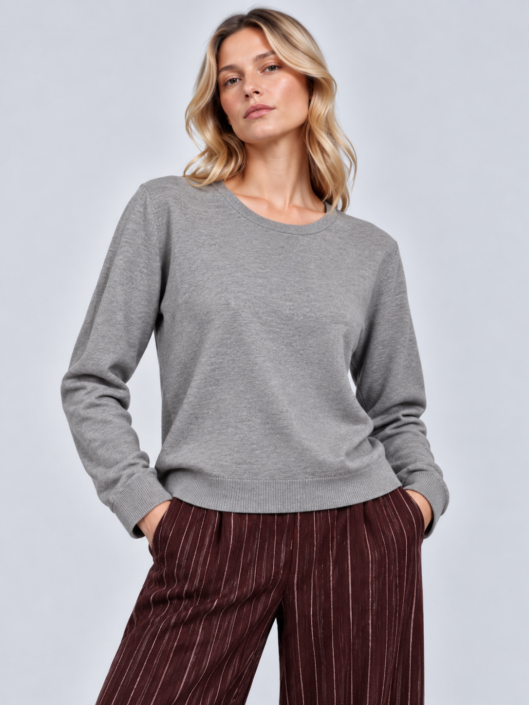 color:GREY